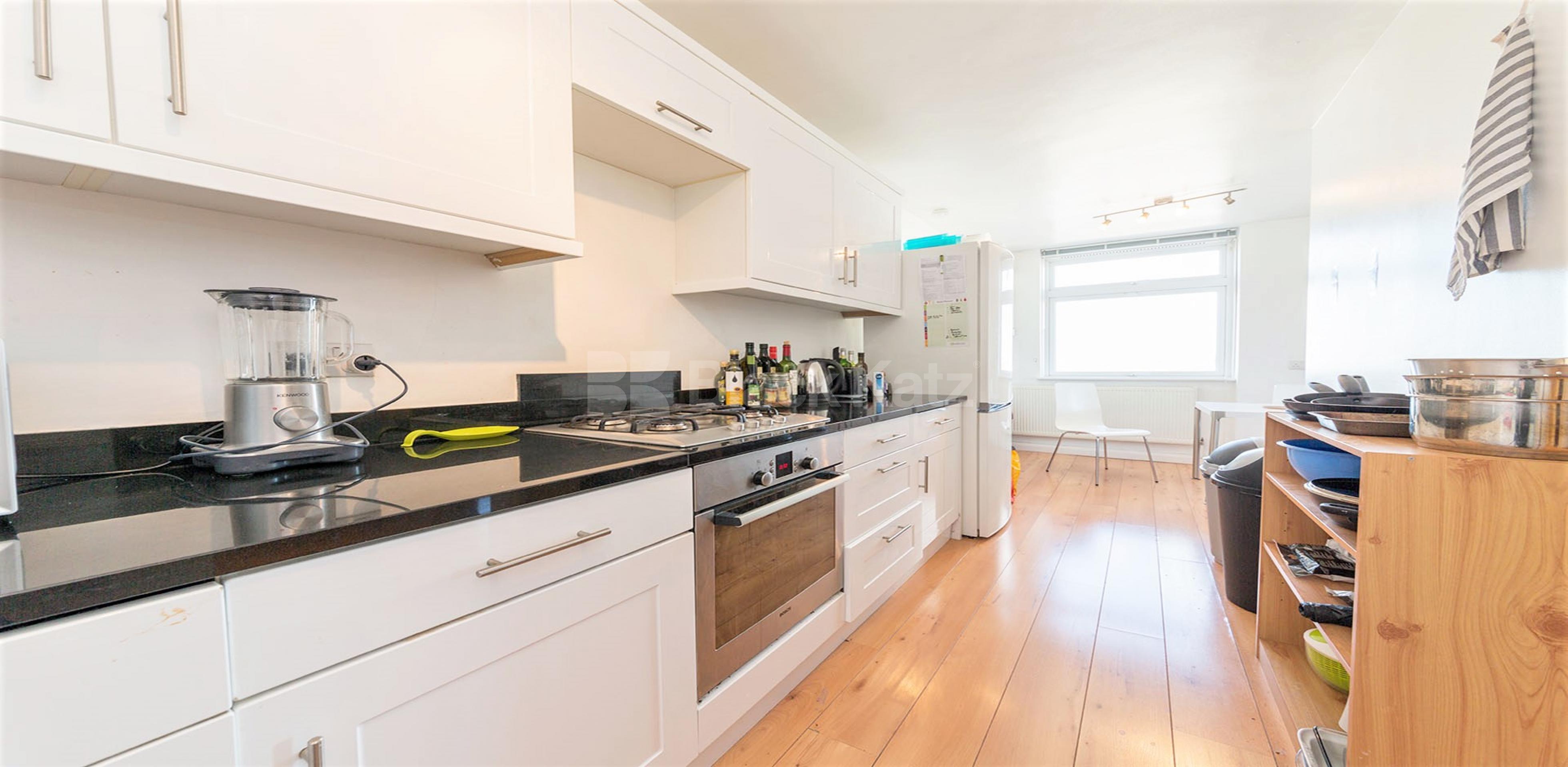 			NO TENANTS ADMINISTRATION FEES , 3 Bedroom, 1 bath, 1 reception Flat			 Shepherds Bush Green, Shepherds Bush W12